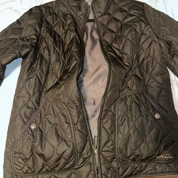 Eddie Bauer Women's Black Diamond Quilted Puffer Jacket - Picture 4 of 5